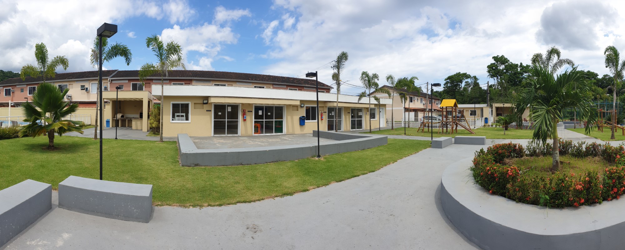 Panorama common area.